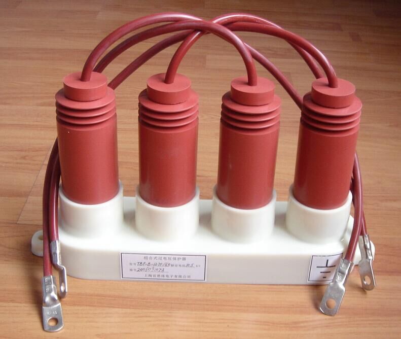 低压电网使用过电压保护器
